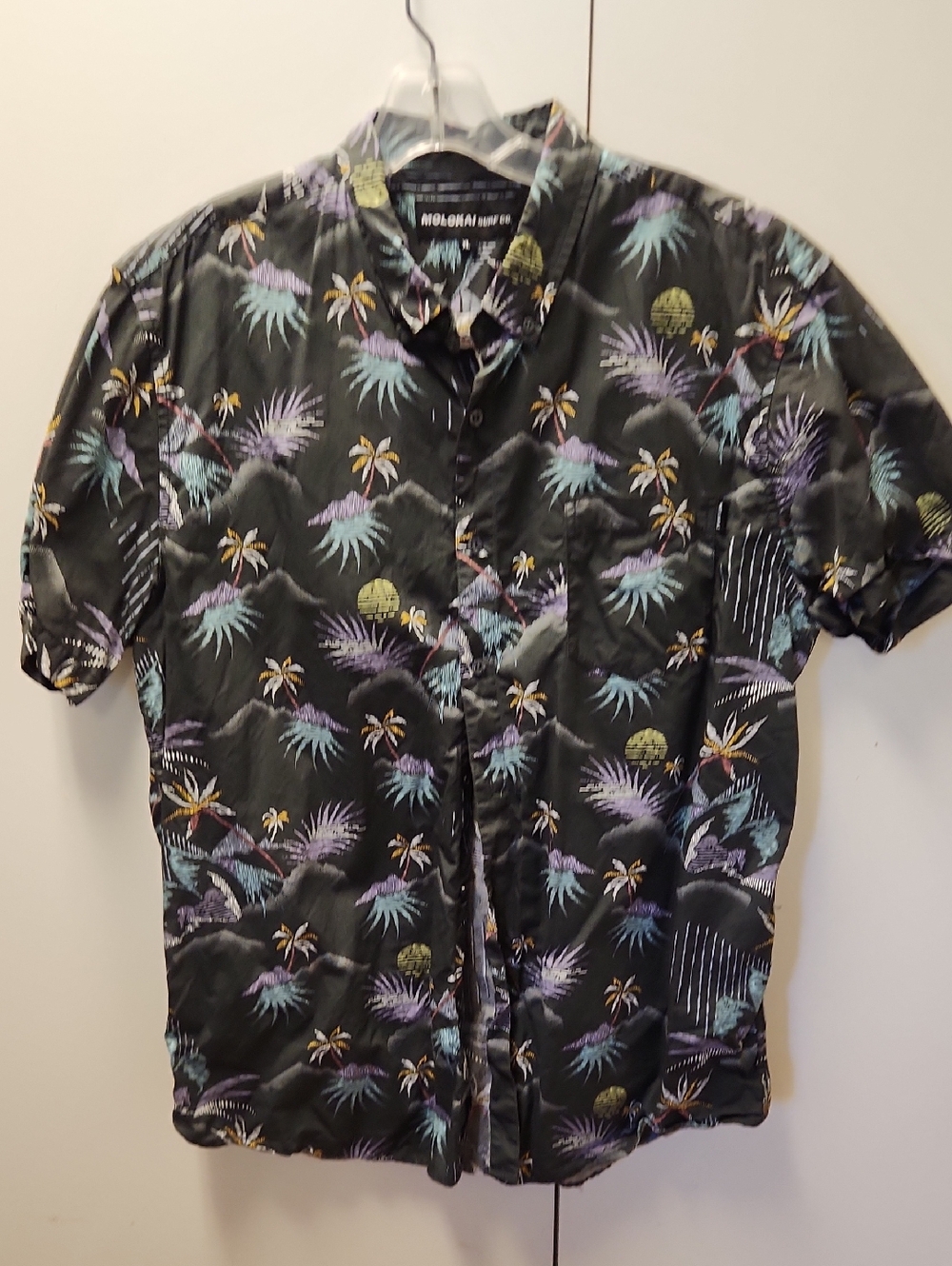3 Molokai Surf Co. Modern Fit Black Tropical Print Short Sleeve Shirt